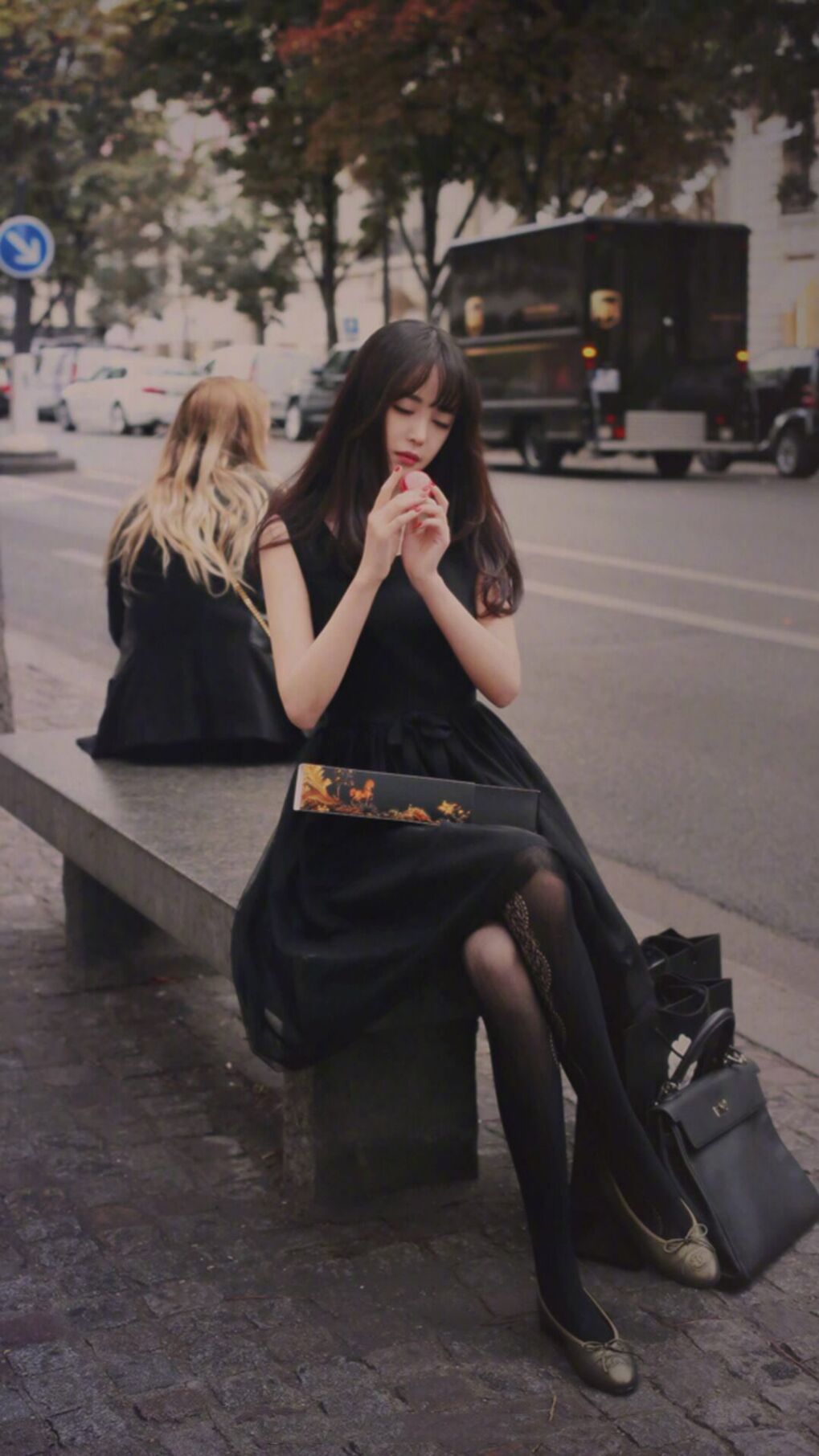 开云官方-中国男篮战术执行力不断提升，中国男篮训练强度